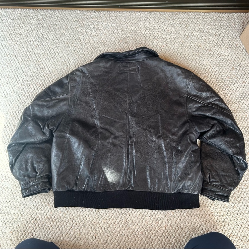 Eddie Bauer Black Leather Bomber Jacket - Picture 5 of 10